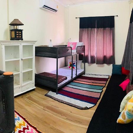 Baan Mae Somkid Homestay スコタイ エクステリア 写真