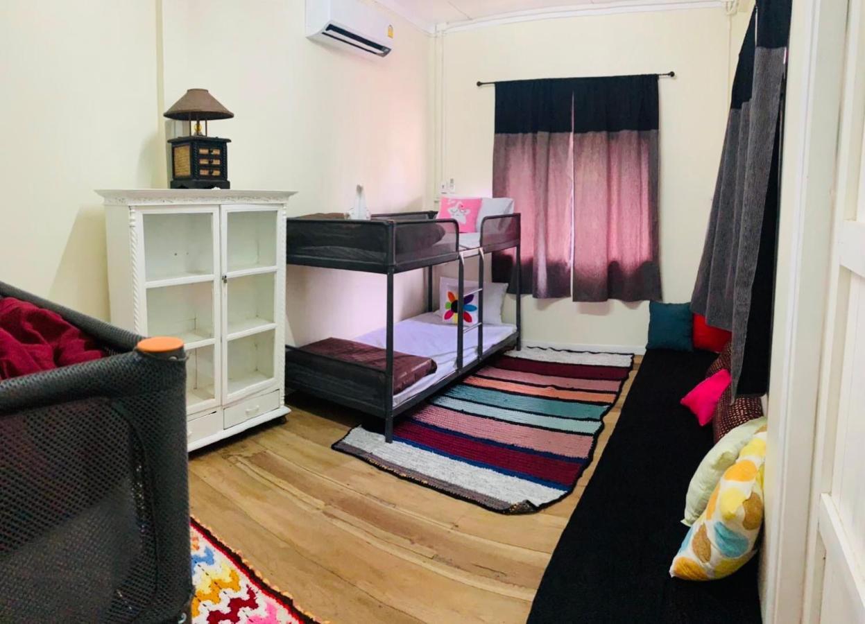 Baan Mae Somkid Homestay スコタイ エクステリア 写真